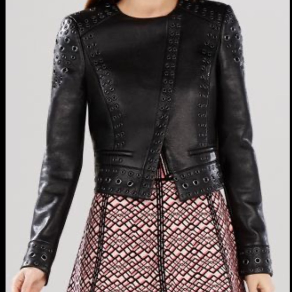 BCBGMAXAZRIA BLACK GROMMET DETAILED ALEC LEATHER ZIP UPBADAZZ JACKET EUC